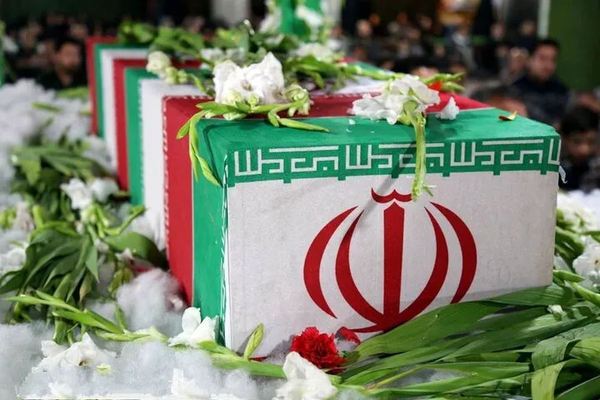 تشييع جثامين شهداء العدوان الأميركي على حفل زفاف في سيريك بحضور شعبي ورسمي واسع