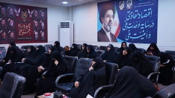 نخستین کارگاه مقدماتی مقاله‌ نویسی ویژه بانوان طلبه برگزار شد