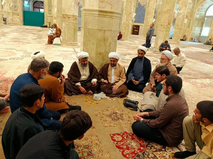 تصاویر/ اردوی سیاحتی زیارتی طلاب و اساتید مدرسه علمیه امام حسن مجتبی (ع) زرگرشهر به شهر مقدس قم