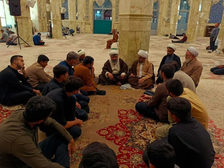 تصاویر/ اردوی سیاحتی زیارتی طلاب و اساتید مدرسه علمیه امام حسن مجتبی (ع) زرگرشهر به شهر مقدس قم