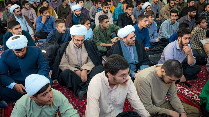 تصاویر/افتتاحیه سال تحصیلی ۱۴۰۵–۱۴۰۶ و اختتامیه دوازدهمین جشنواره علامه حلی حوزه علمیه همدان