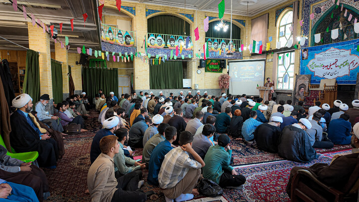 تصاویر/افتتاحیه سال تحصیلی ۱۴۰۵–۱۴۰۶ و اختتامیه دوازدهمین جشنواره علامه حلی حوزه علمیه همدان