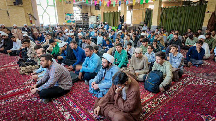 تصاویر/افتتاحیه سال تحصیلی ۱۴۰۵–۱۴۰۶ و اختتامیه دوازدهمین جشنواره علامه حلی حوزه علمیه همدان