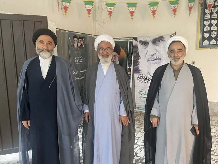 تصاویر/ تدریس امام جمعه نوشهر در پودمان معارف توحیدی