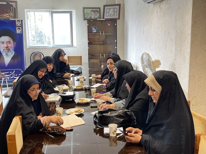 تصاویر/ تدریس امام جمعه نوشهر در پودمان معارف توحیدی