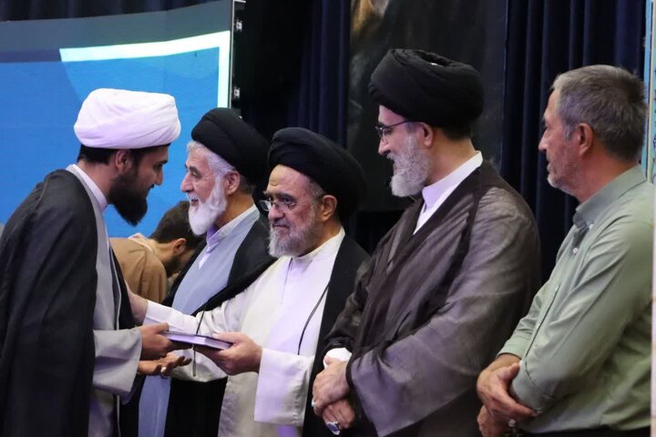 تصاویر/  آیین افتتاحیه و آغاز سال تحصیلی جدید مدرسه علمیه آیت‌الله مجتهدی