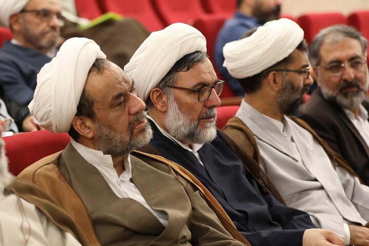 تصاویر/ آیین رونمایی از محصولات فناورانه علوم اسلامی موسسه علم، تمدن و عرفان