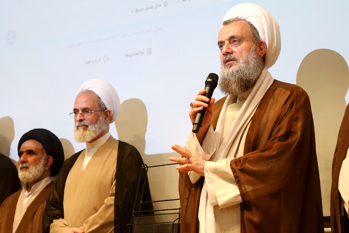 تصاویر/ آیین رونمایی از محصولات فناورانه علوم اسلامی موسسه علم، تمدن و عرفان