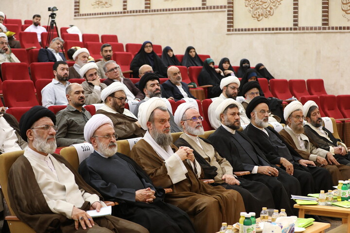 تصاویر/ آیین رونمایی از محصولات فناورانه علوم اسلامی موسسه علم، تمدن و عرفان