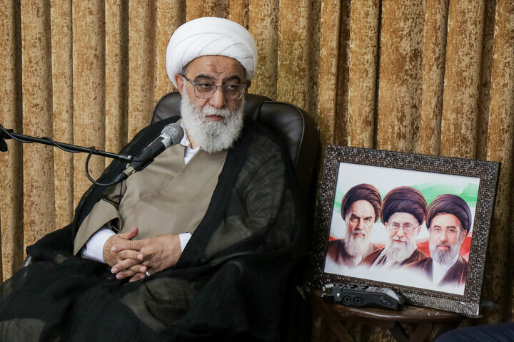 تصاویر/ دیدار علیرضا کاظمی وزیر آموزش و پرورش با آیت الله شب زنده دار