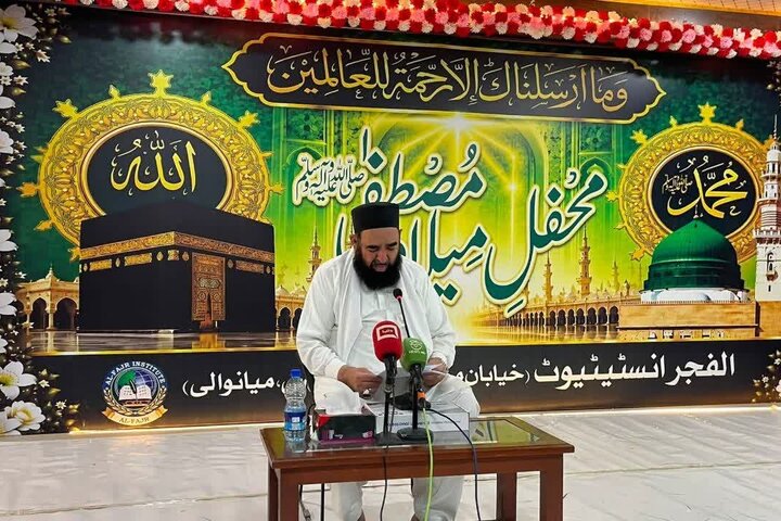 تعلیم یافتہ نسل ہی ایک باشعور، باکردار اور ترقی یافتہ معاشرے کی بنیاد بنتی ہے، علامہ افتخار حسین نقوی