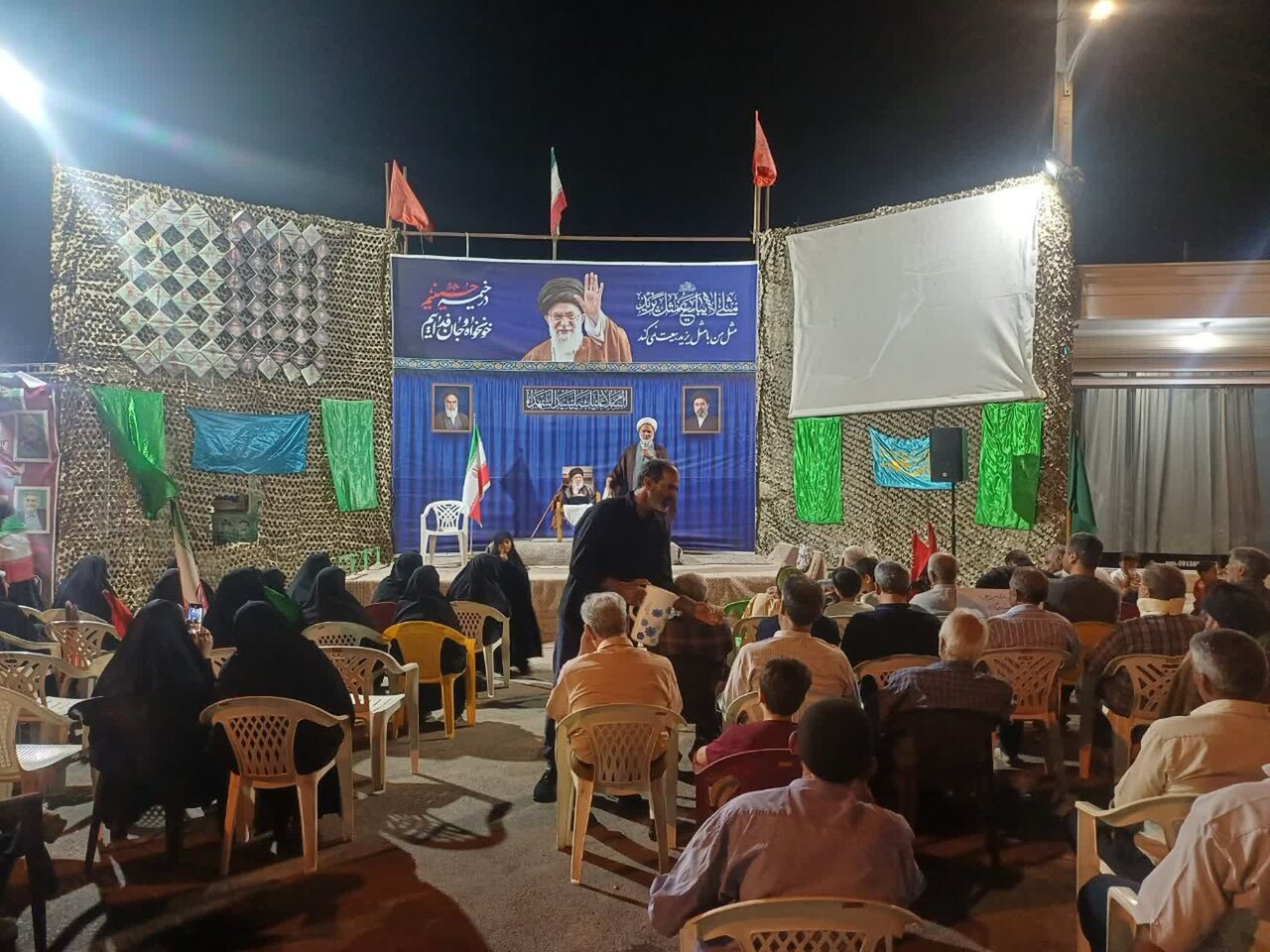 سبک زندگی غربی شخصیت انسانها را بسیار تنزل داده است