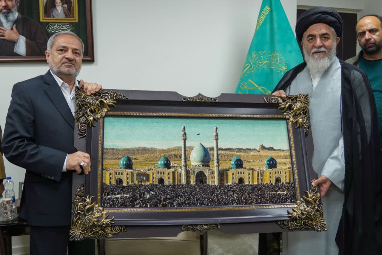 تشرف وزیر آموزش و پرورش به مسجد مقدس جمکران