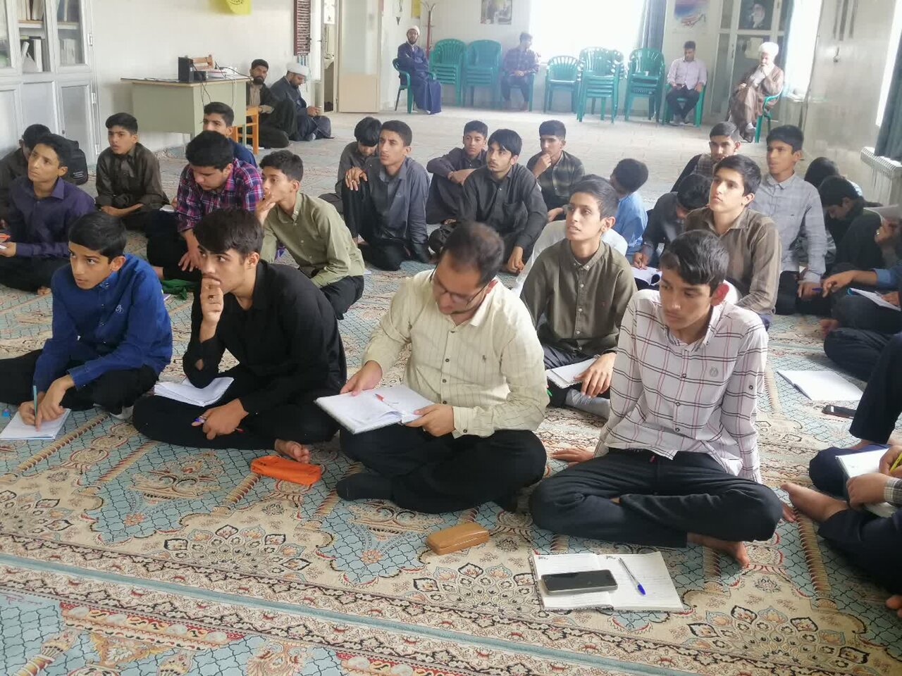 وظیفه علما تقویت ایمان و اعتقادات مردم است