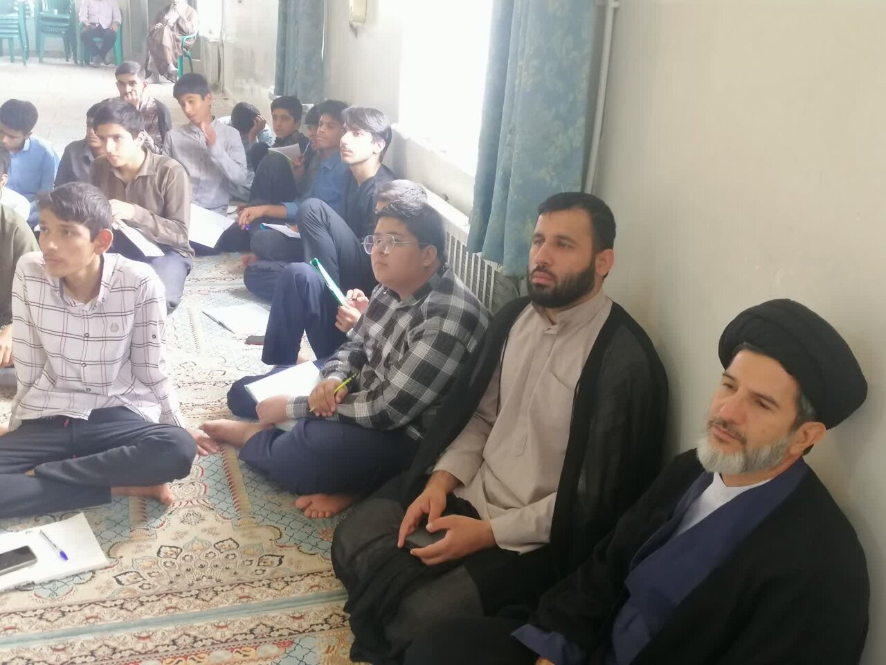 وظیفه علما تقویت ایمان و اعتقادات مردم است