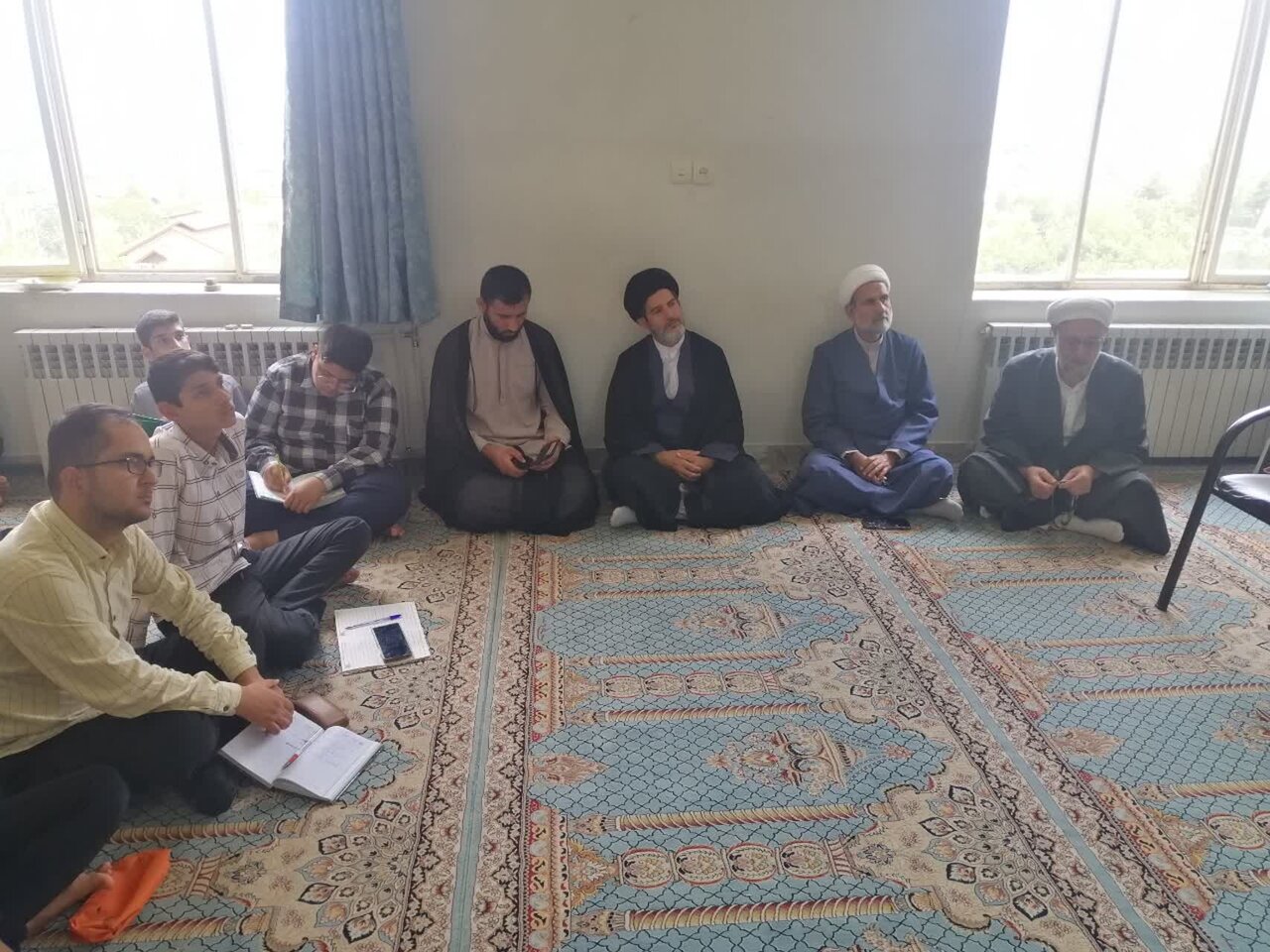 وظیفه علما تقویت ایمان و اعتقادات مردم است
