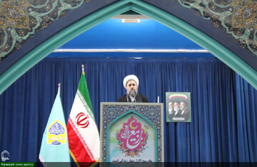 'Iran Will Never Bow to Enemy': Isfahan Friday Prayer Leader Vows Crushing Response to US Aggression