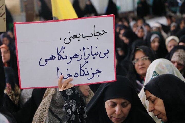 تصاویر/ اقامه نمازجمعه شهر کرمان