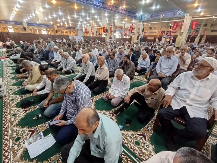 نماز جمعه بوشهر به روایت تصویر