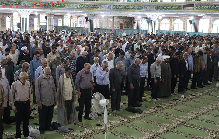 تصاویر/ نماز عبادی سیاسی جمعه در شهرکرد