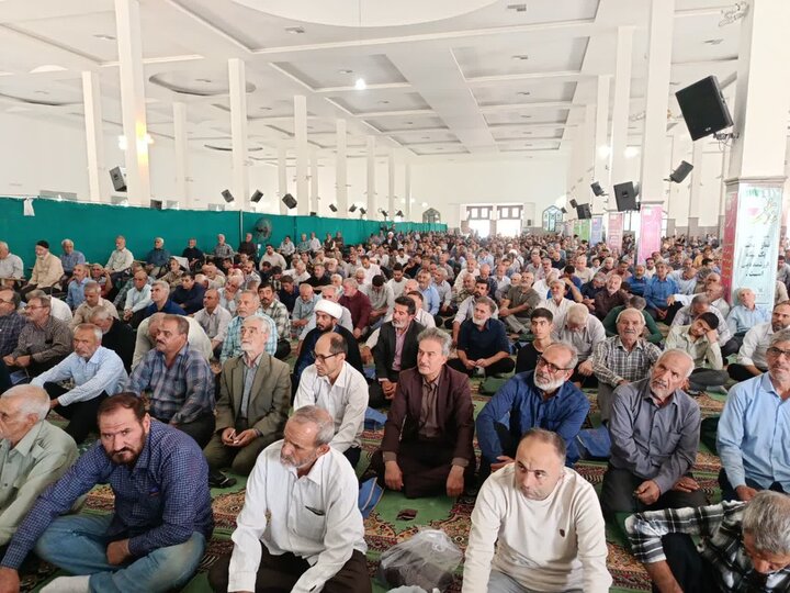 تصاویر/اقامه نماز عبادی سیاسی جمعه در ساوه