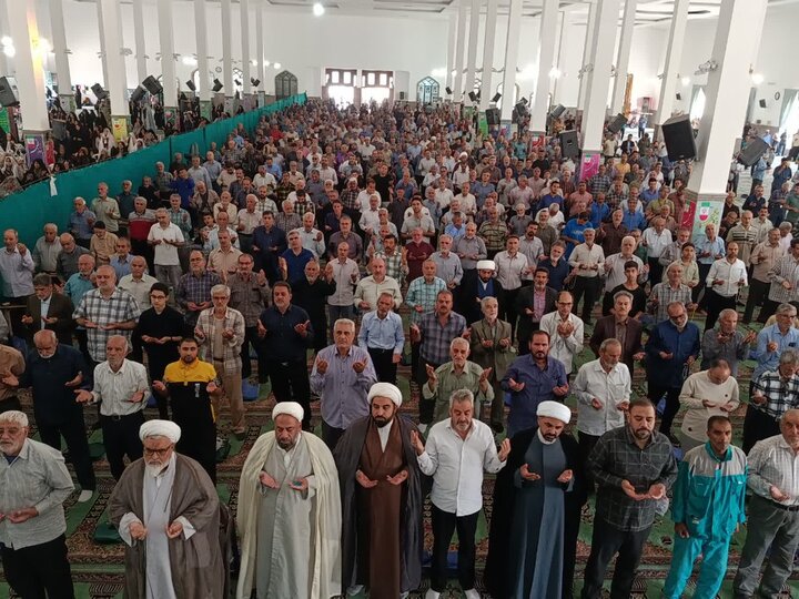 تصاویر/اقامه نماز عبادی سیاسی جمعه در ساوه
