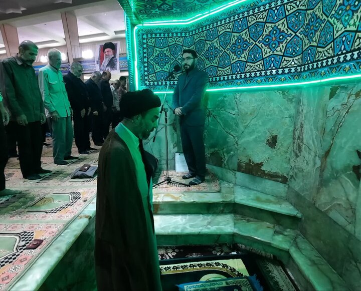 تصاویر/اقامه نماز عبادی سیاسی جمعه در خمین