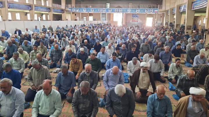تصاویر/اقامه نماز عبادی سیاسی جمعه در خمین