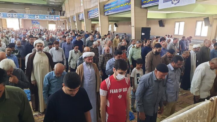 تصاویر/اقامه نماز عبادی سیاسی جمعه در خمین