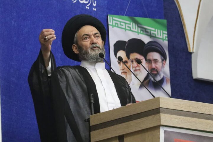 تصاویر/ اقامه نماز جمعه اردبیل