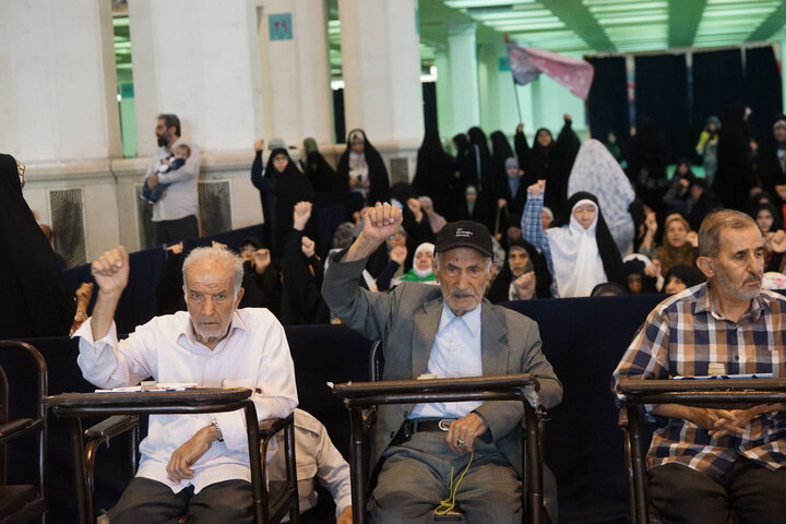 تصاویر/ اقامه نماز عبادی سیاسی جمعه در تهران