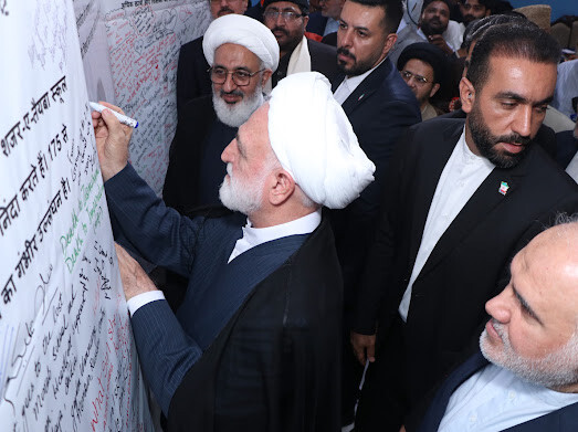 دیدار رئیس قوه قضائیه ایران با علما و رهبران ادیان مختلف هندی در دهلی‌نو