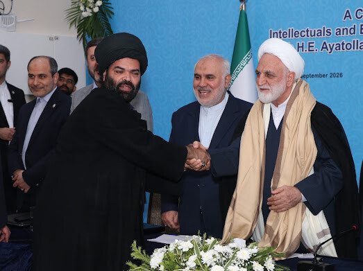 دیدار رئیس قوه قضائیه ایران با علما و رهبران ادیان مختلف هندی در دهلی‌نو