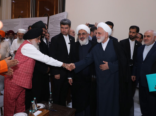 دیدار رئیس قوه قضائیه ایران با علما و رهبران ادیان مختلف هندی در دهلی‌نو