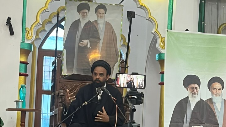 خامنہ ای فکر ہے، اور فکر کبھی مر نہیں سکتی؛ بھیک پور میں رہبرِ شہید کا چہلم عقیدت و احترام سے منایا گیا