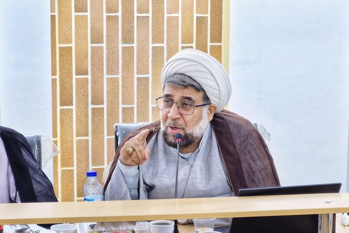 تصاویر/ مرکز مطالعات و پاسخگویی به شبهات حوزه‌های علمیه ۲۳ امين جلسه دبیر خانه مجمع خود را برگزار کرد