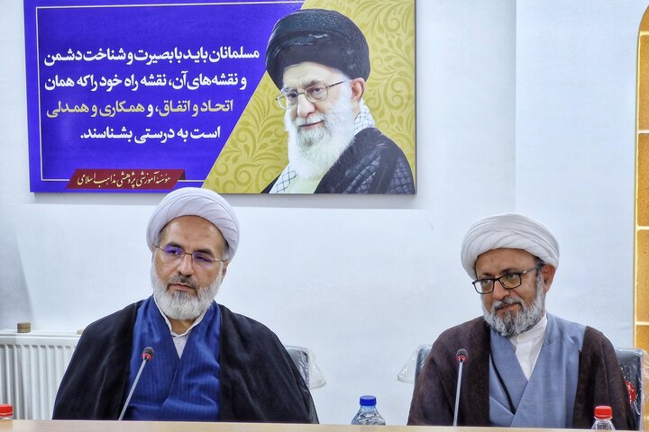 تصاویر/ مرکز مطالعات و پاسخگویی به شبهات حوزه‌های علمیه ۲۳ امين جلسه دبیر خانه مجمع خود را برگزار کرد