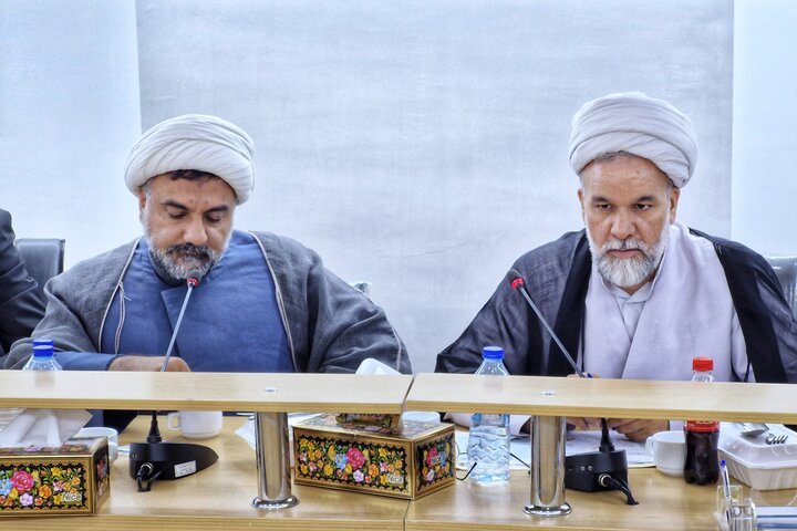 تصاویر/ مرکز مطالعات و پاسخگویی به شبهات حوزه‌های علمیه ۲۳ امين جلسه دبیر خانه مجمع خود را برگزار کرد