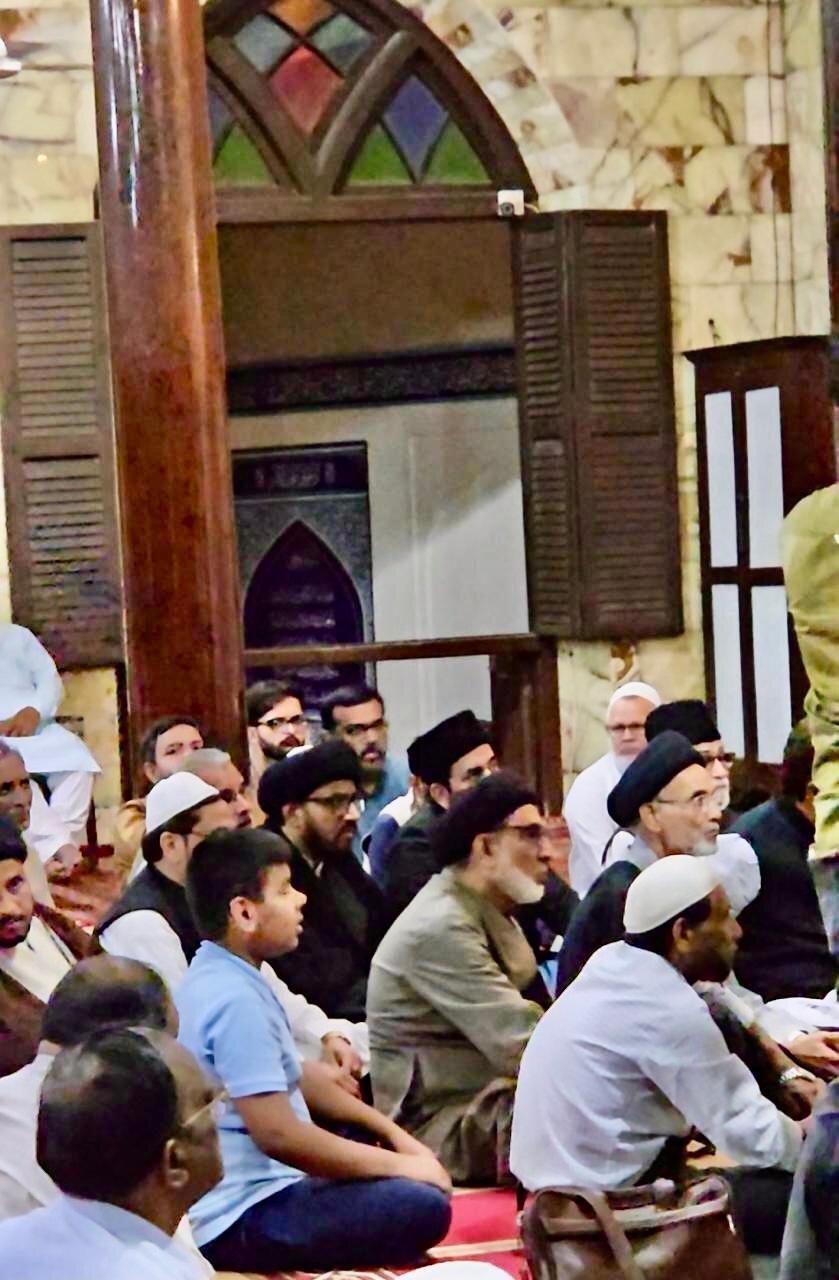 मौलाना सय्यद अबुल कासिम रिज़वी की दिवंगत माता की मजलिस ए सोयम मस्जिद-ए-ईरानियां, मुंबई में आयोजित
