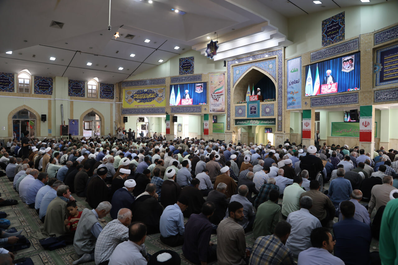 تصاویر / اقامه نماز جمعه همدان