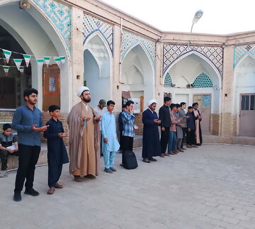 تصاویر/ صبحگاه طلاب مدرسه علمیه آیت‌الله مصطفوی (ره) کاشان در نخستین روز سال تحصیلی جدید