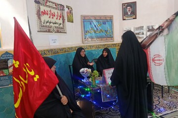 گزارشی از فعالیت طلاب مدرسه علمیه الزهرا(س)ماهان در برنامه قرار دوازدهم+ تصاویر