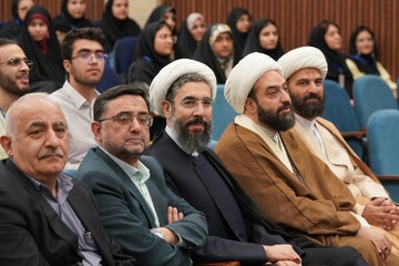 تصاویر/ افتتاحیه دوره ضیافت اندیشه دانشجویی دانشگاه علوم پزشکی تهران