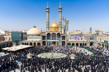 تصاویر/ آیین استقبال ورود کاروان نمادین حضرت فاطمه معصومه سلام‌الله علیها به قم