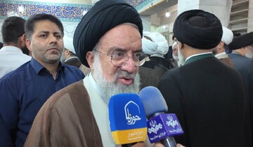 فیلم | گفت‌وگوی خبرنگار حوزه نیوز با شخصیت‌های حوزوی در حاشیه مراسم آغاز سال تحصیلی جدید حوزه