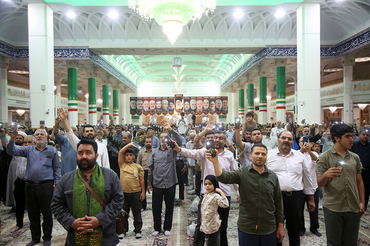 جشن شب سالروز ورود حضرت معصومه(س) به قم در حرم مطهر