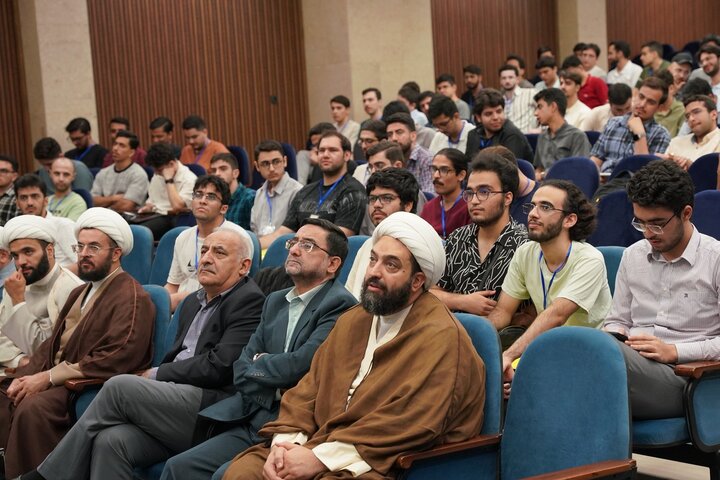تصاویر/ افتتاحیه ششمین دوره ضیافت اندیشه دانشجویی دانشگاه علوم پزشکی تهران