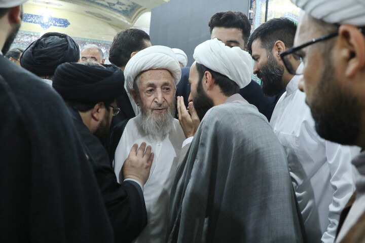 حاشیه‌هایی از مراسم افتتاحیه سال تحصیلی جدید حوزه‌های علمیه
