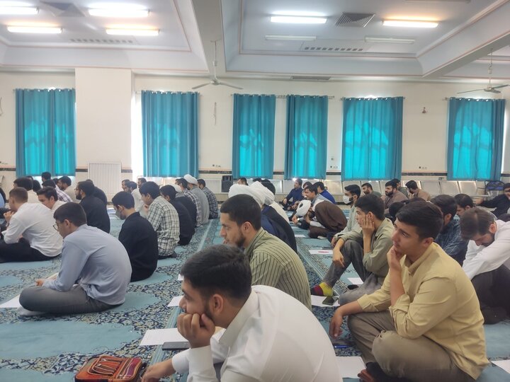 تصاویر/ جلسه توجیهی سال تحصیلی جدید مدرسه علمیه حضرت عبدالعظیم(ع)