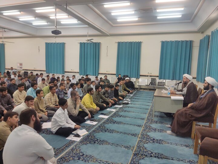 تصاویر/ جلسه توجیهی سال تحصیلی جدید مدرسه علمیه حضرت عبدالعظیم(ع)